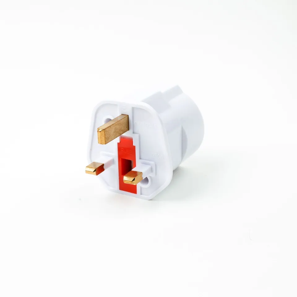 emmi-pet-uk-steckeradapter-reiseadapter-rundstecker image 1